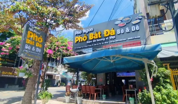 Điểm tâm sáng lý tưởng tại Phở Bát Đá 172 Phạm Tứ